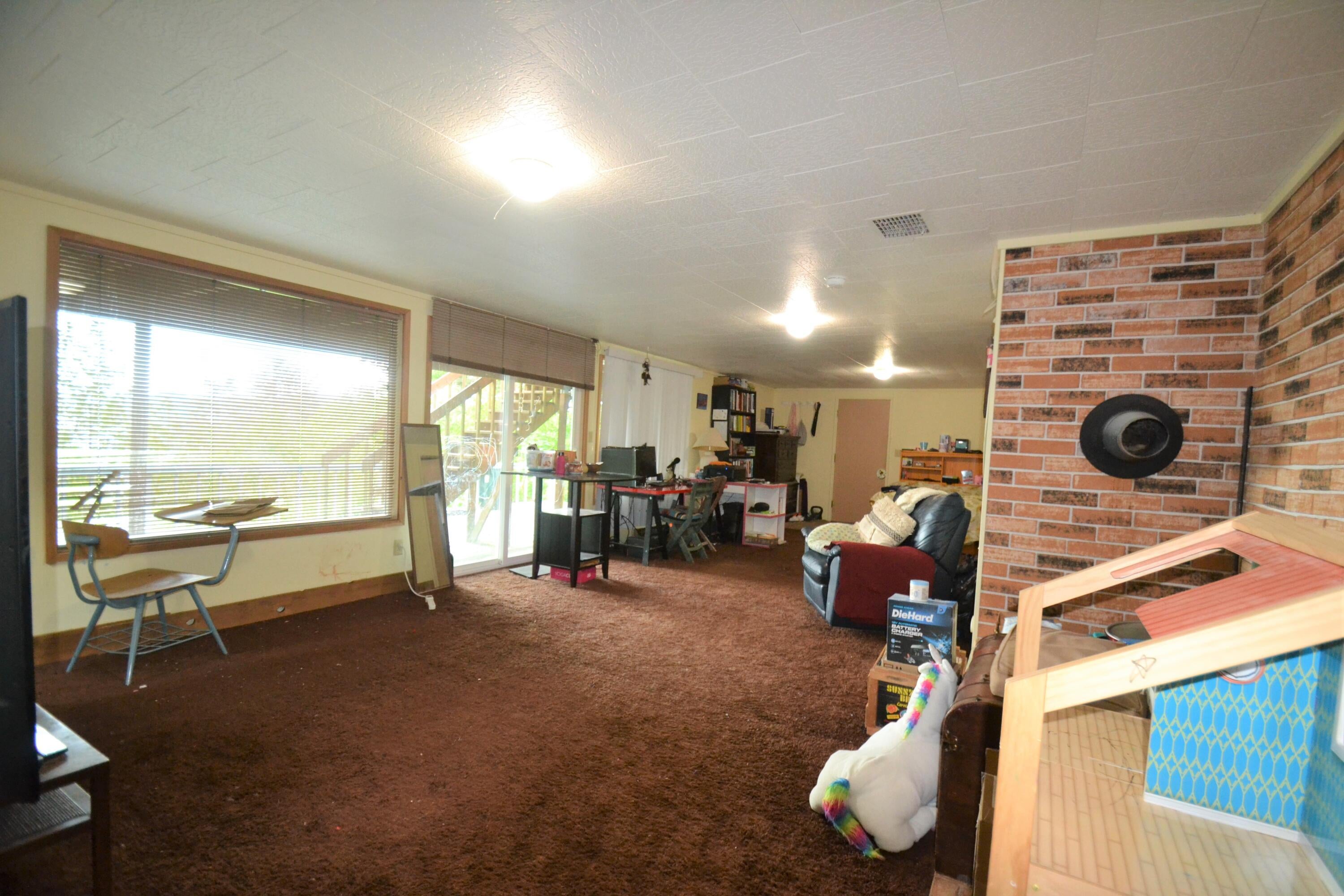 489 Crestview Drive Reedsport, OR 97467 - Photo 24 of 33 DSC_0249 (2)
