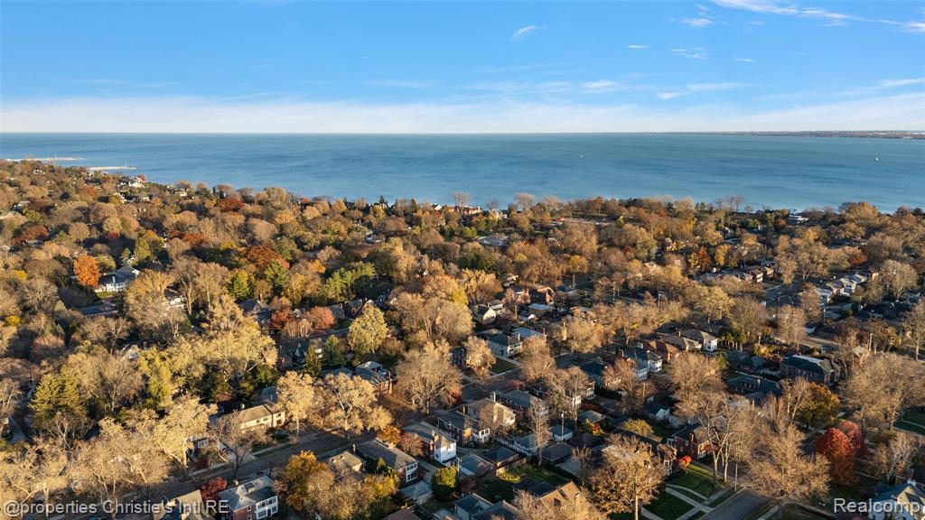 852 Harcourt Road Grosse Pointe, MI 48230 - Photo 46 of 48