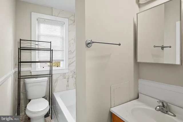 $1,450 | 305 9th Street, Unit 4, Laurel, MD 20707