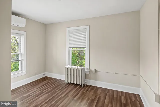 $1,450 | 305 9th Street, Unit 4, Laurel, MD 20707