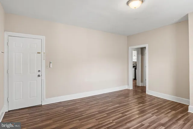 $1,450 | 305 9th Street, Unit 4, Laurel, MD 20707