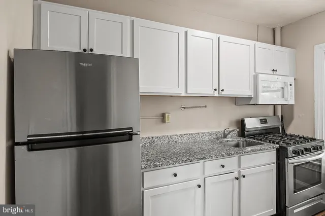 $1,450 | 305 9th Street, Unit 4, Laurel, MD 20707