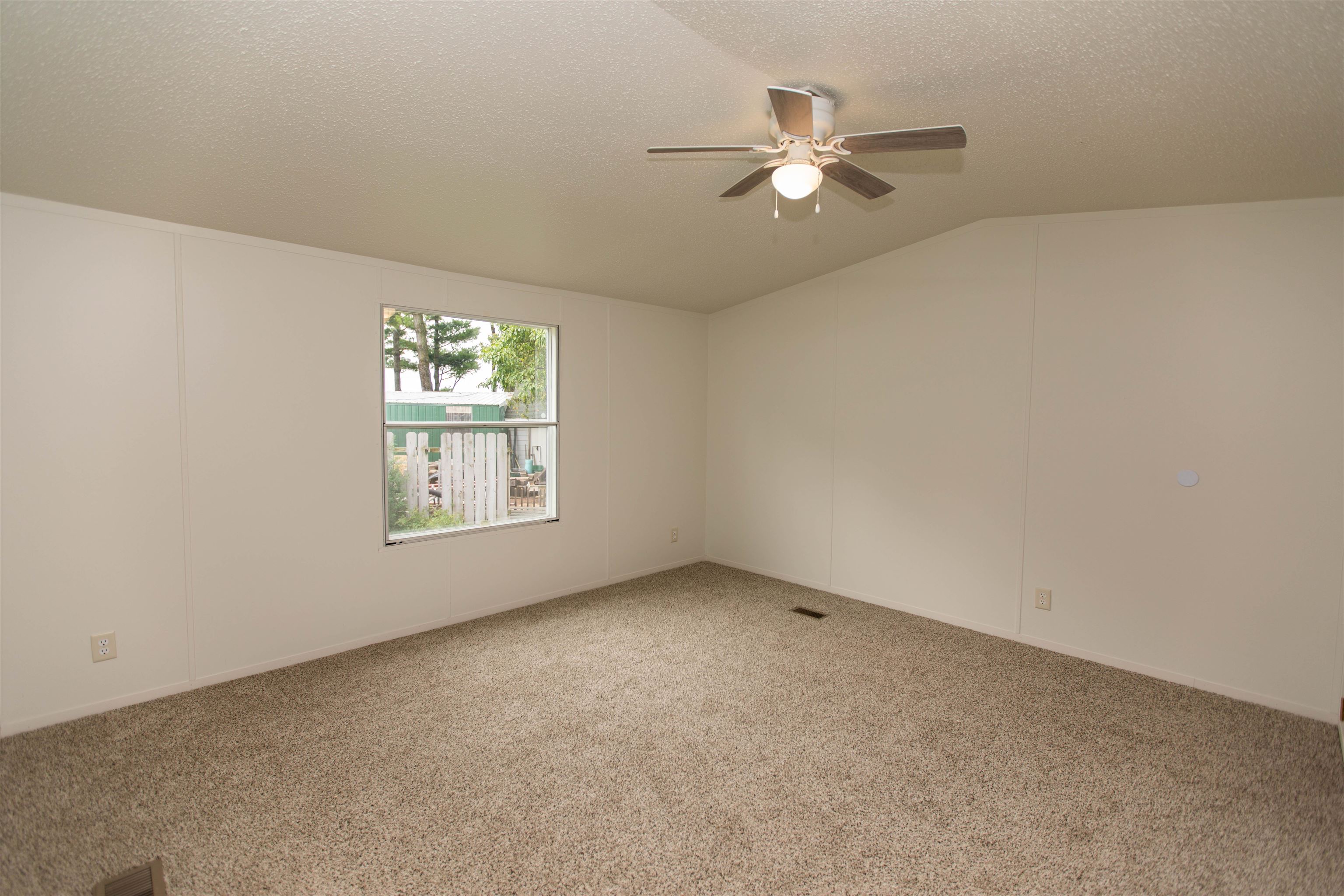 30972 County Rd Xx, Unit 4 Platteville, WI 53818 - Photo 16 of 24