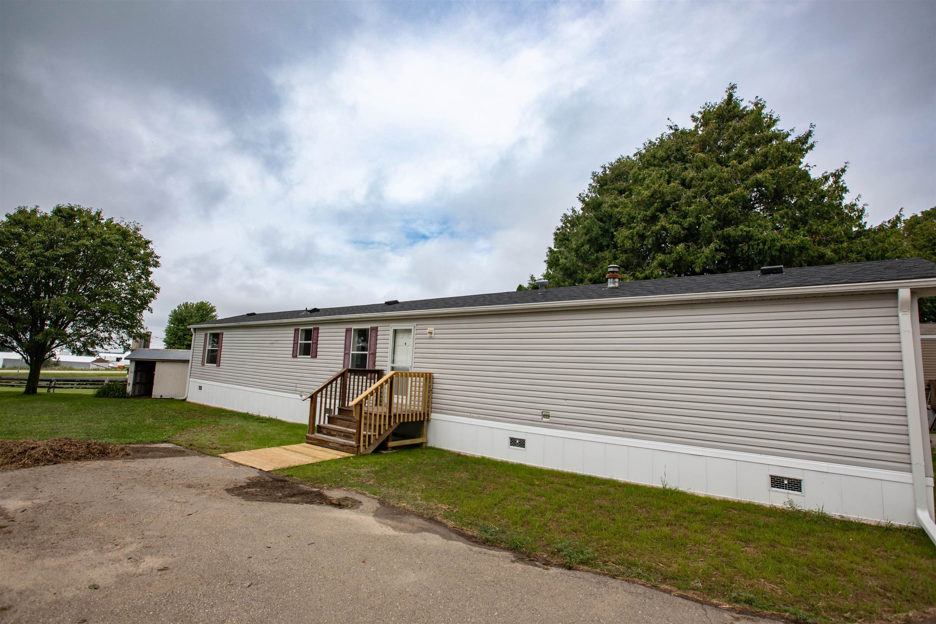 30972 County Rd Xx, Unit 4 Platteville, WI 53818 - Photo 2 of 24