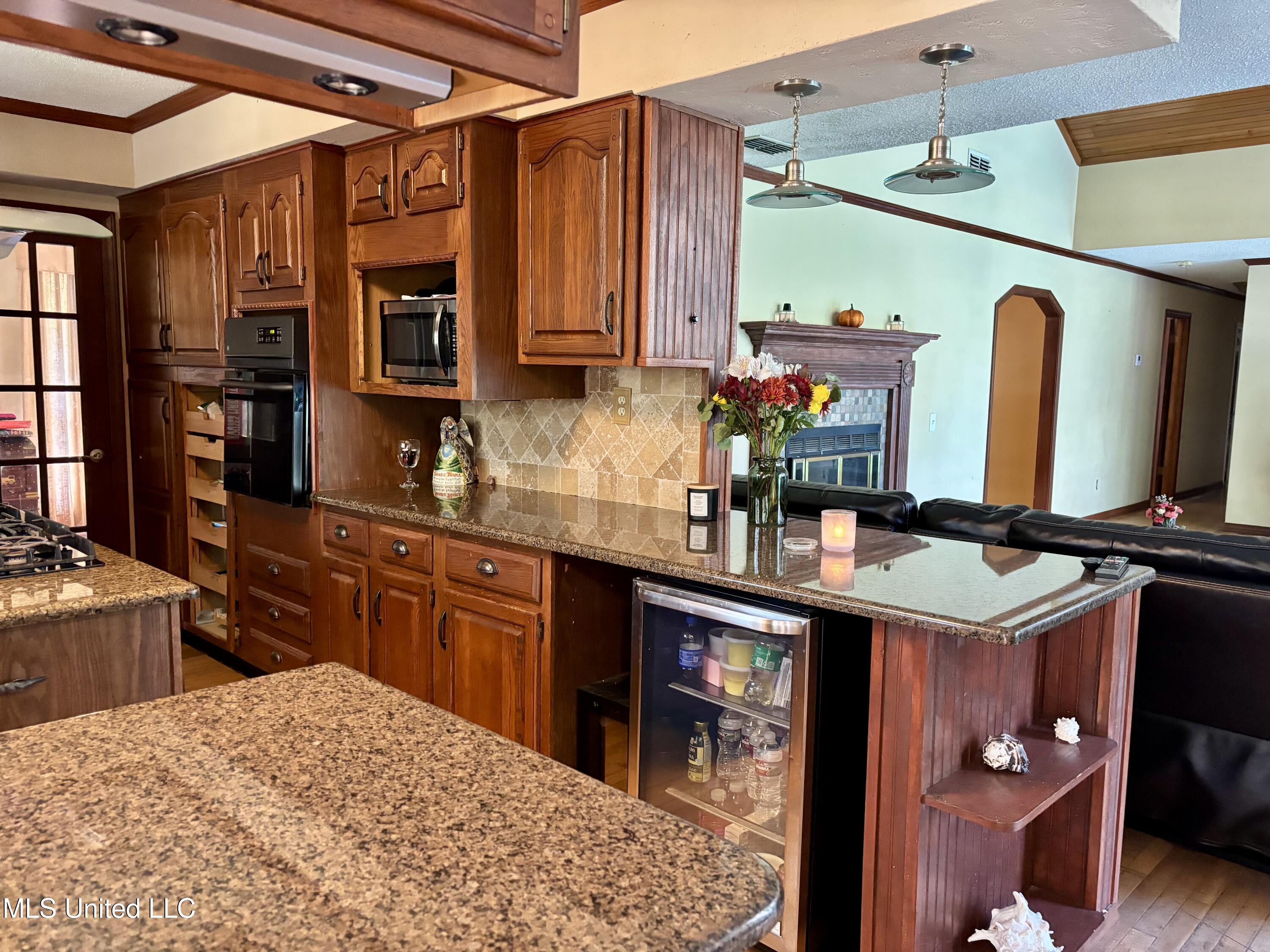 1316 Homestead Boulevard Gautier, MS 39553 - Photo 20 of 40 IMG_5615