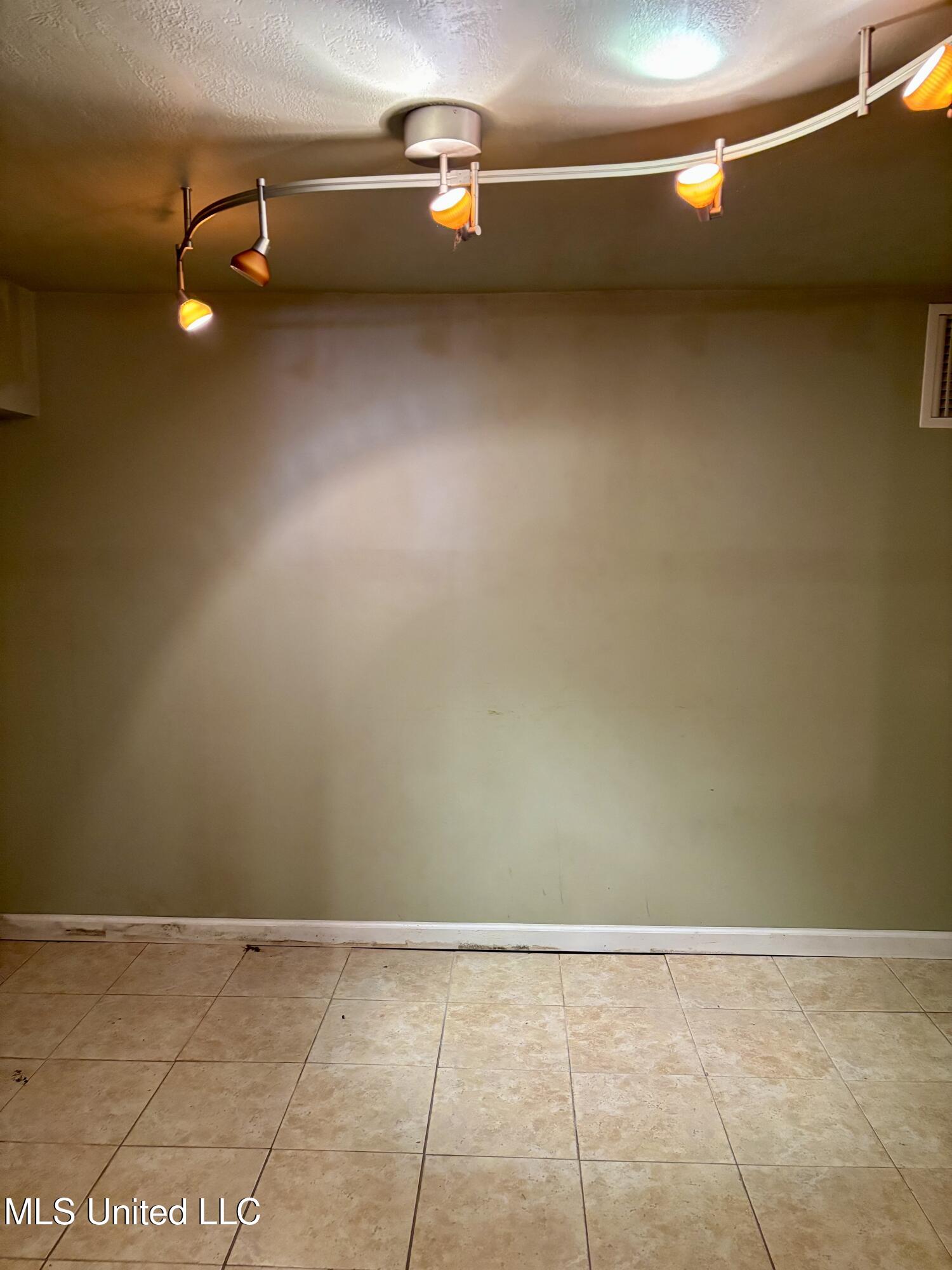 1316 Homestead Boulevard Gautier, MS 39553 - Photo 40 of 40 IMG_5627