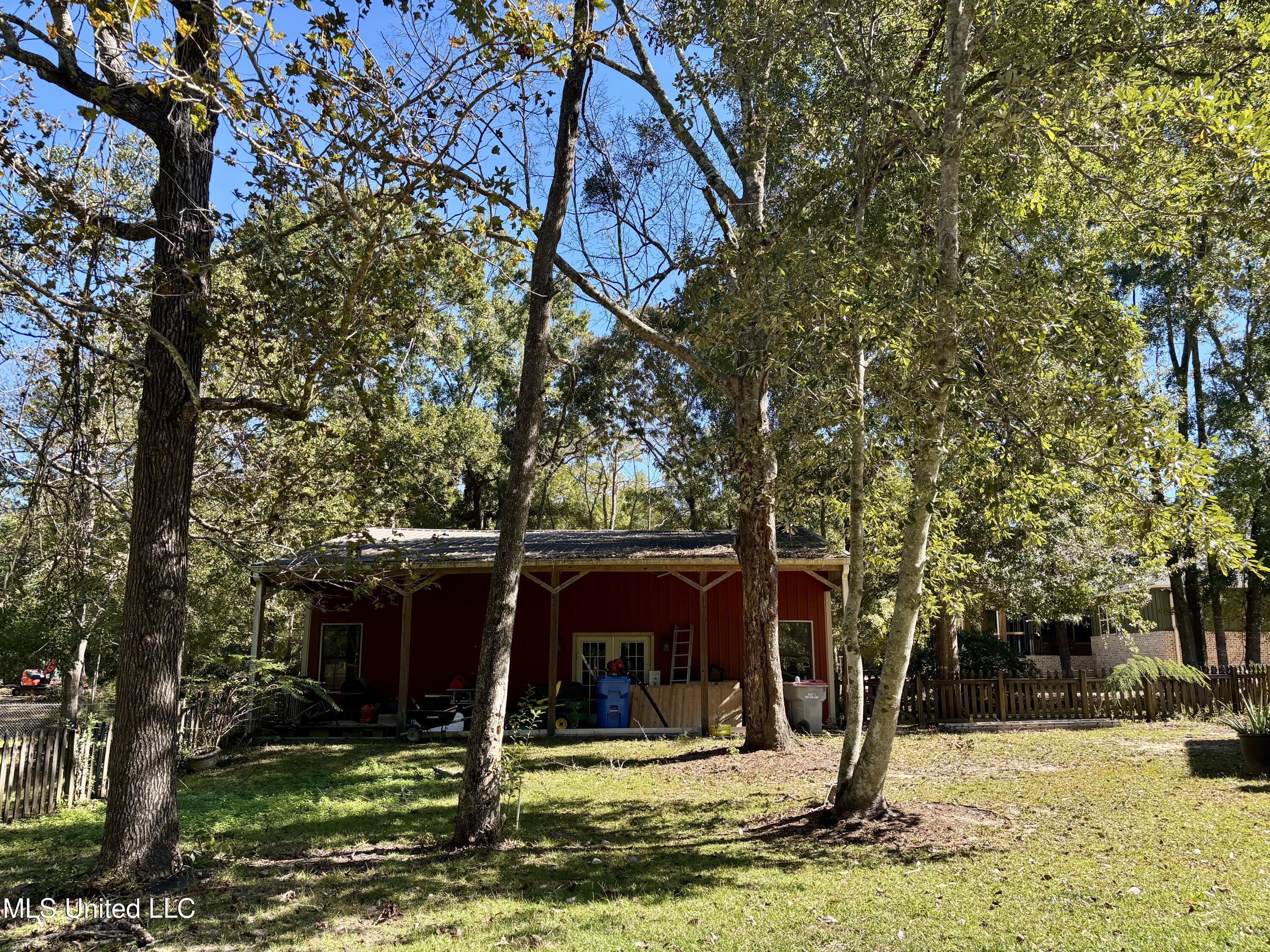 1316 Homestead Boulevard Gautier, MS 39553 - Photo 7 of 40 IMG_5590