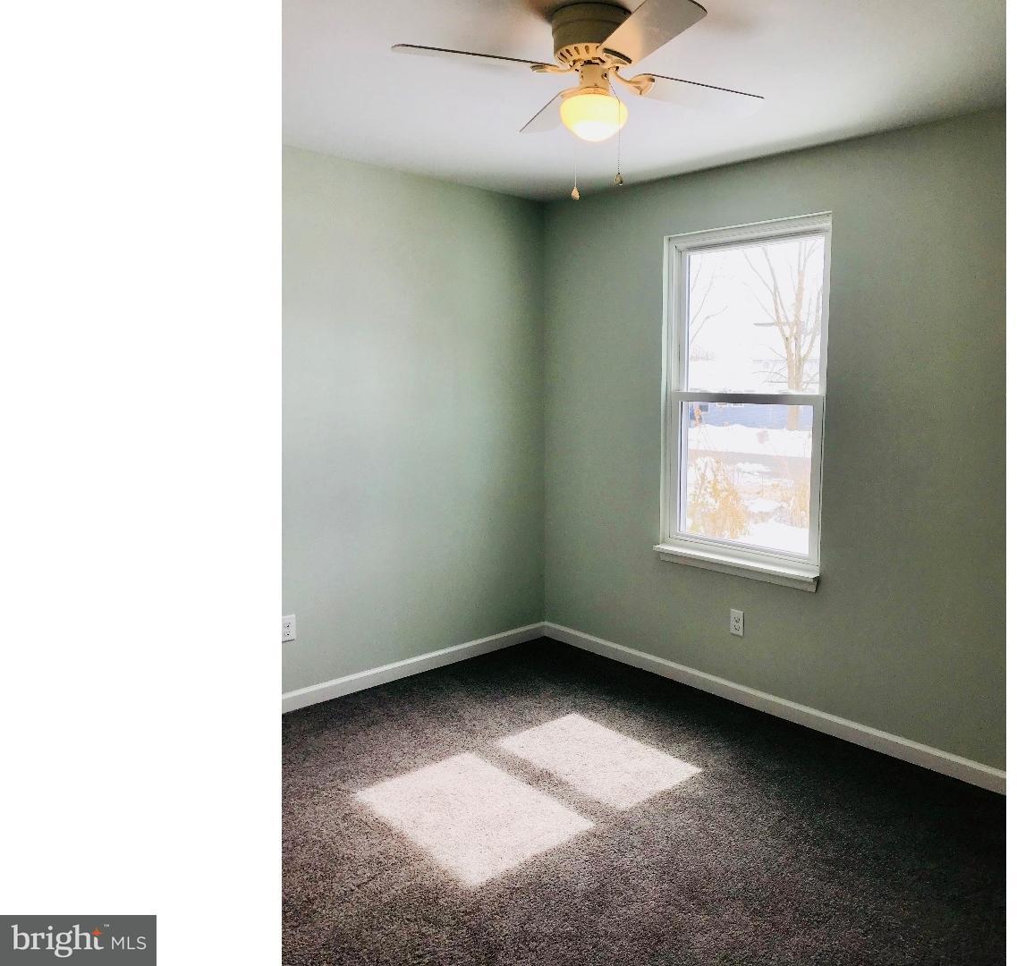 33 Idolstone Road Levittown, PA 19057 - Photo 11 of 11 Gallery Image 11