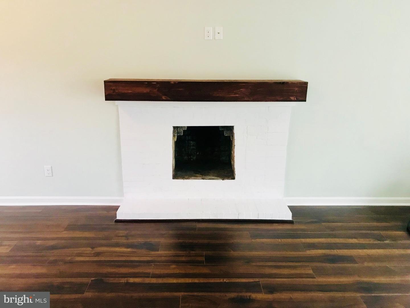 33 Idolstone Road Levittown, PA 19057 - Photo 5 of 11 Gallery Image 5
