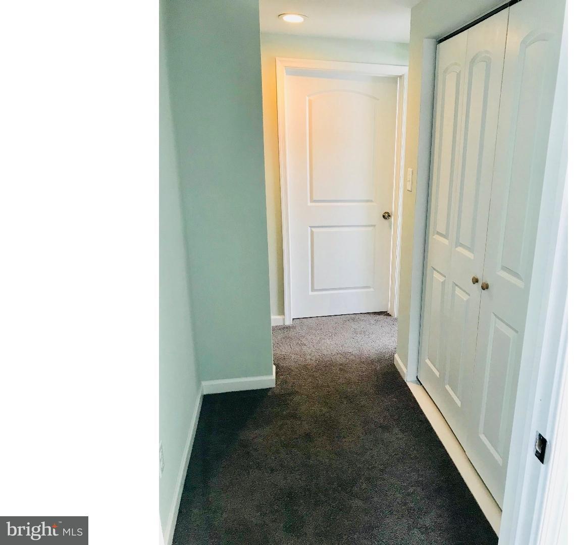 33 Idolstone Road Levittown, PA 19057 - Photo 8 of 11 Gallery Image 8
