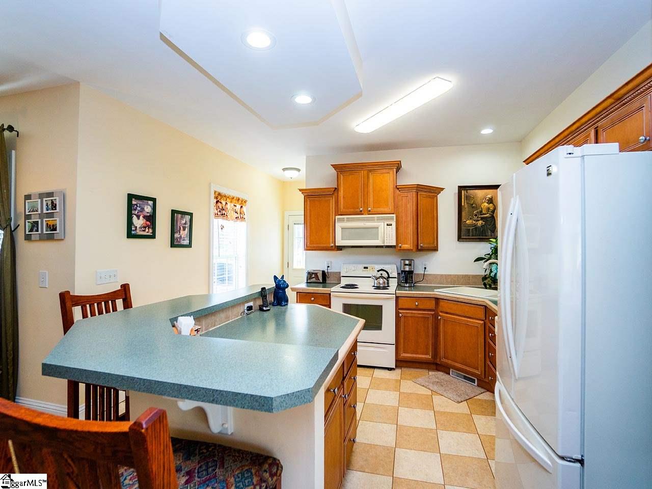 5558 Greenpond Road Gray Court, SC 29645 - Photo 14 of 36 Gallery Image 14