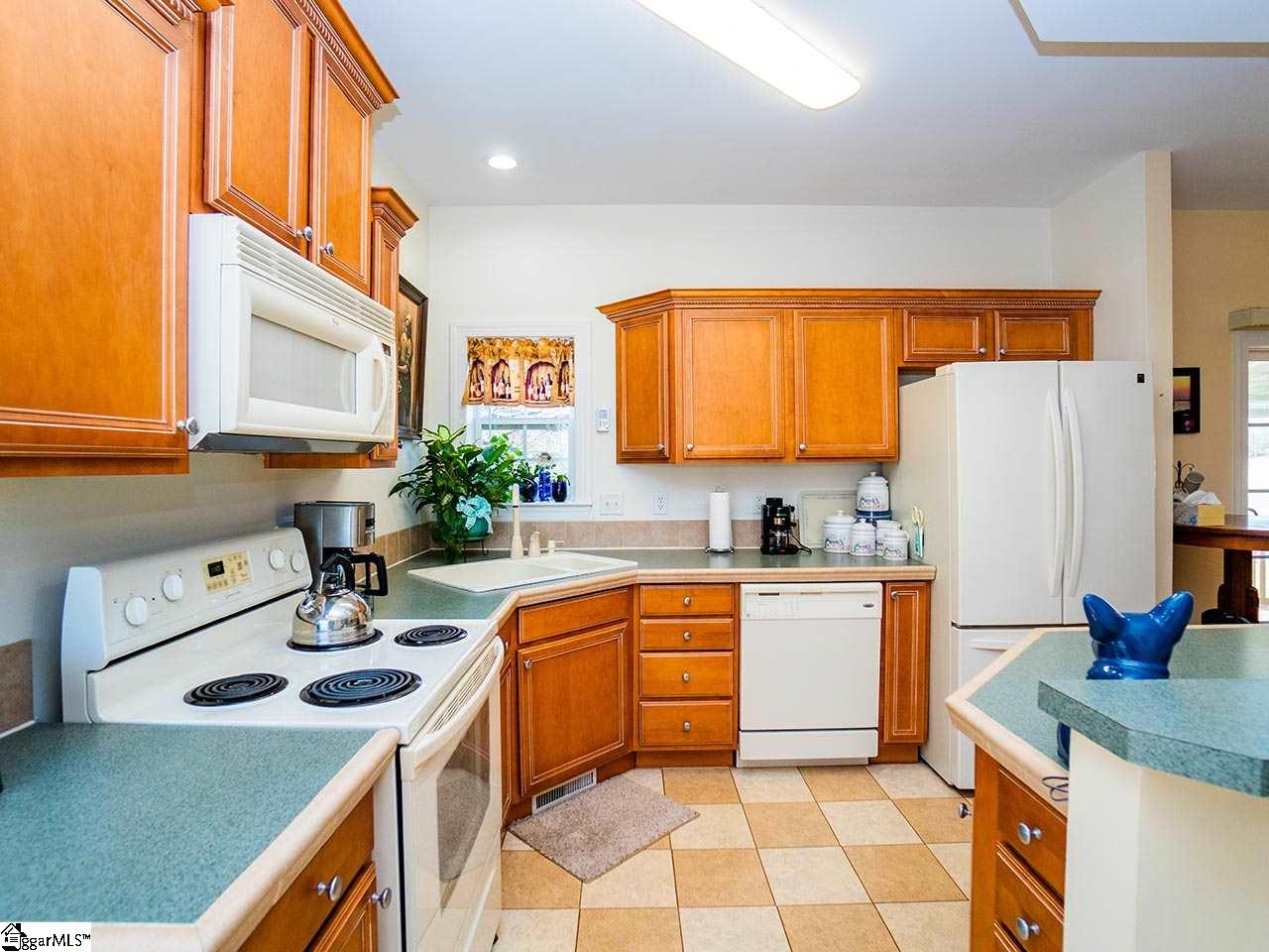 5558 Greenpond Road Gray Court, SC 29645 - Photo 15 of 36 Gallery Image 15