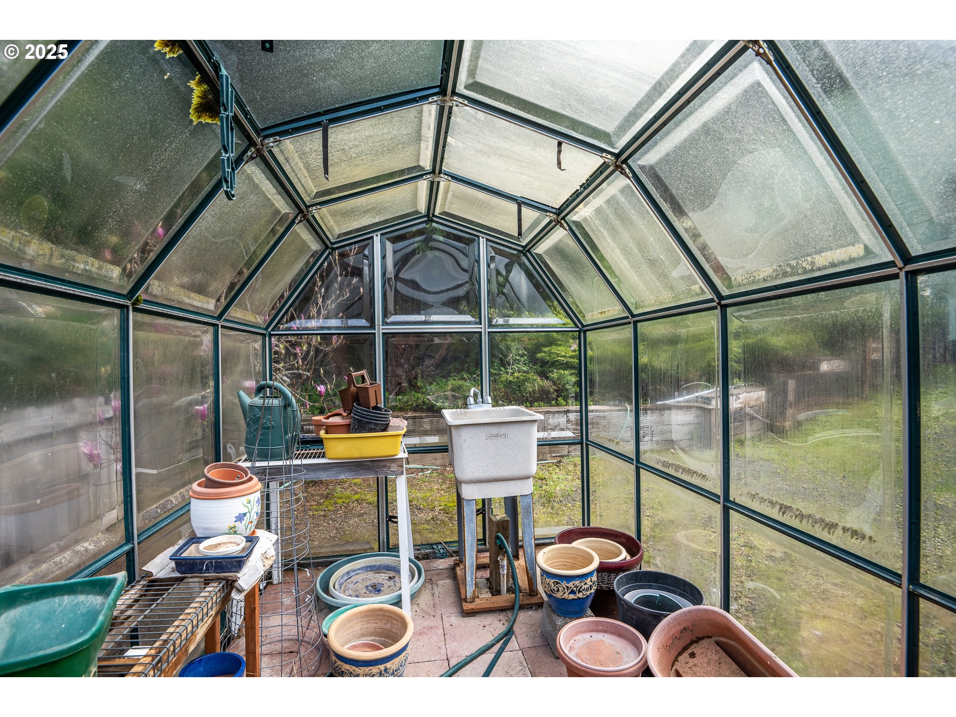 10927 East Mapleton Road Mapleton, OR 97453 - Photo 8 of 47 a view of sitting area in balcony