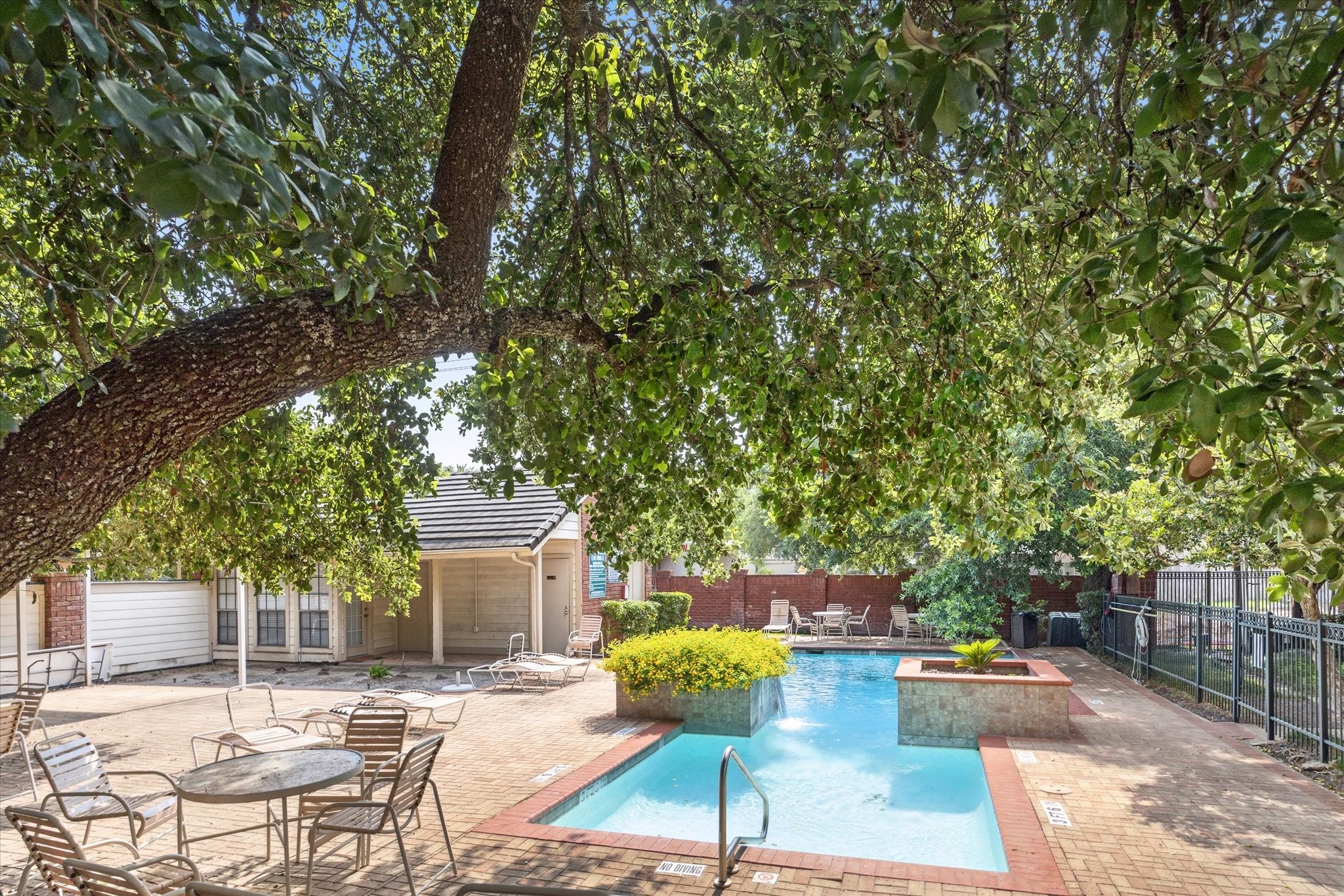 2211 South Kirkwood Road, Unit 17 Houston, TX 77077 - Photo 21 of 23
