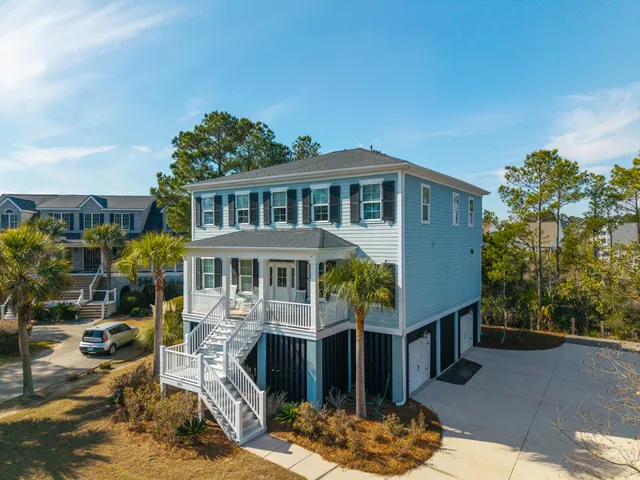 $1,225,000 | 1851 Delacourt Avenue, Mount Pleasant, SC 29466