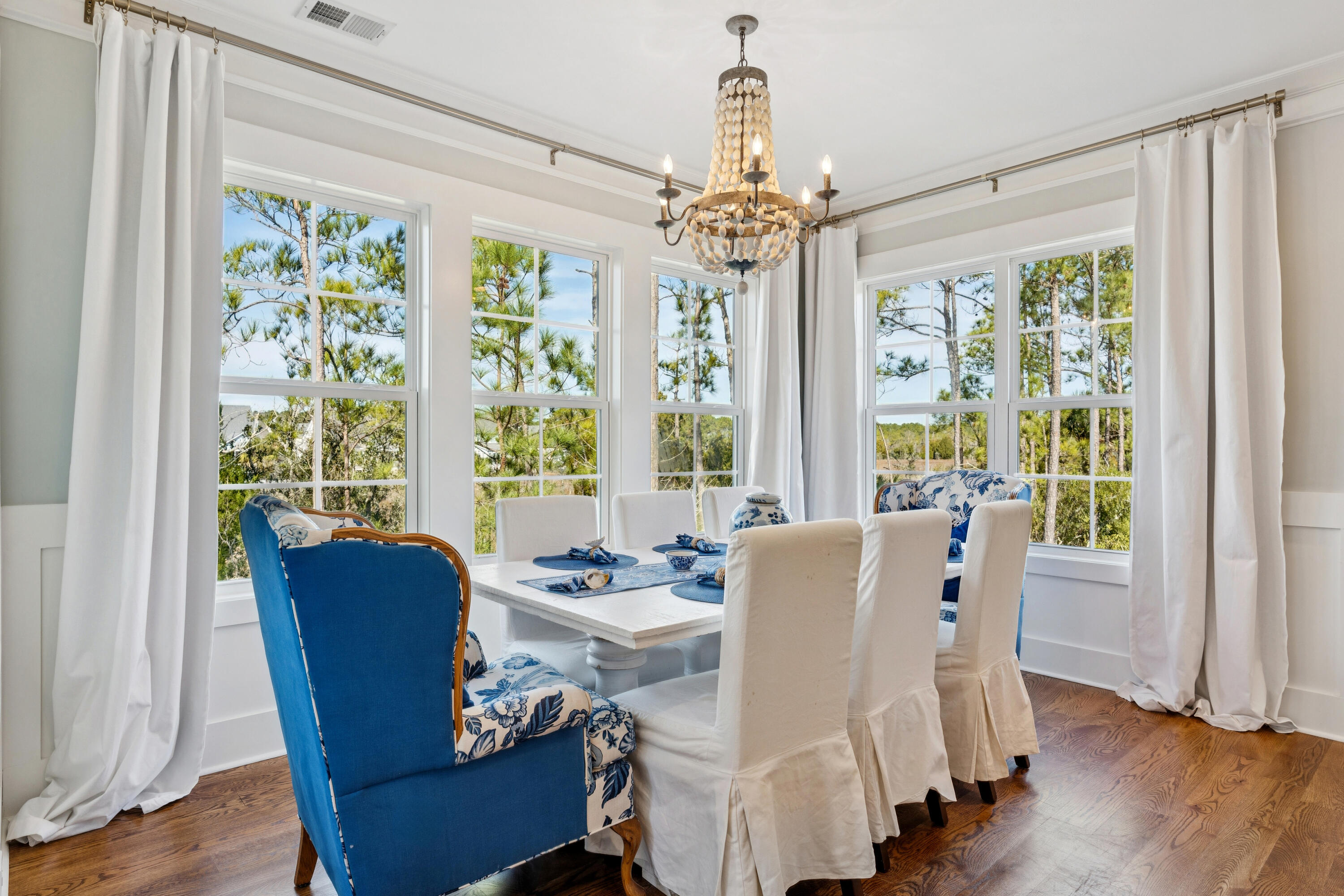 1851 Delacourt Avenue Mount Pleasant, SC 29466 - Photo 12 of 35 1851DelacourtAve-KeenEyeMarketing-022