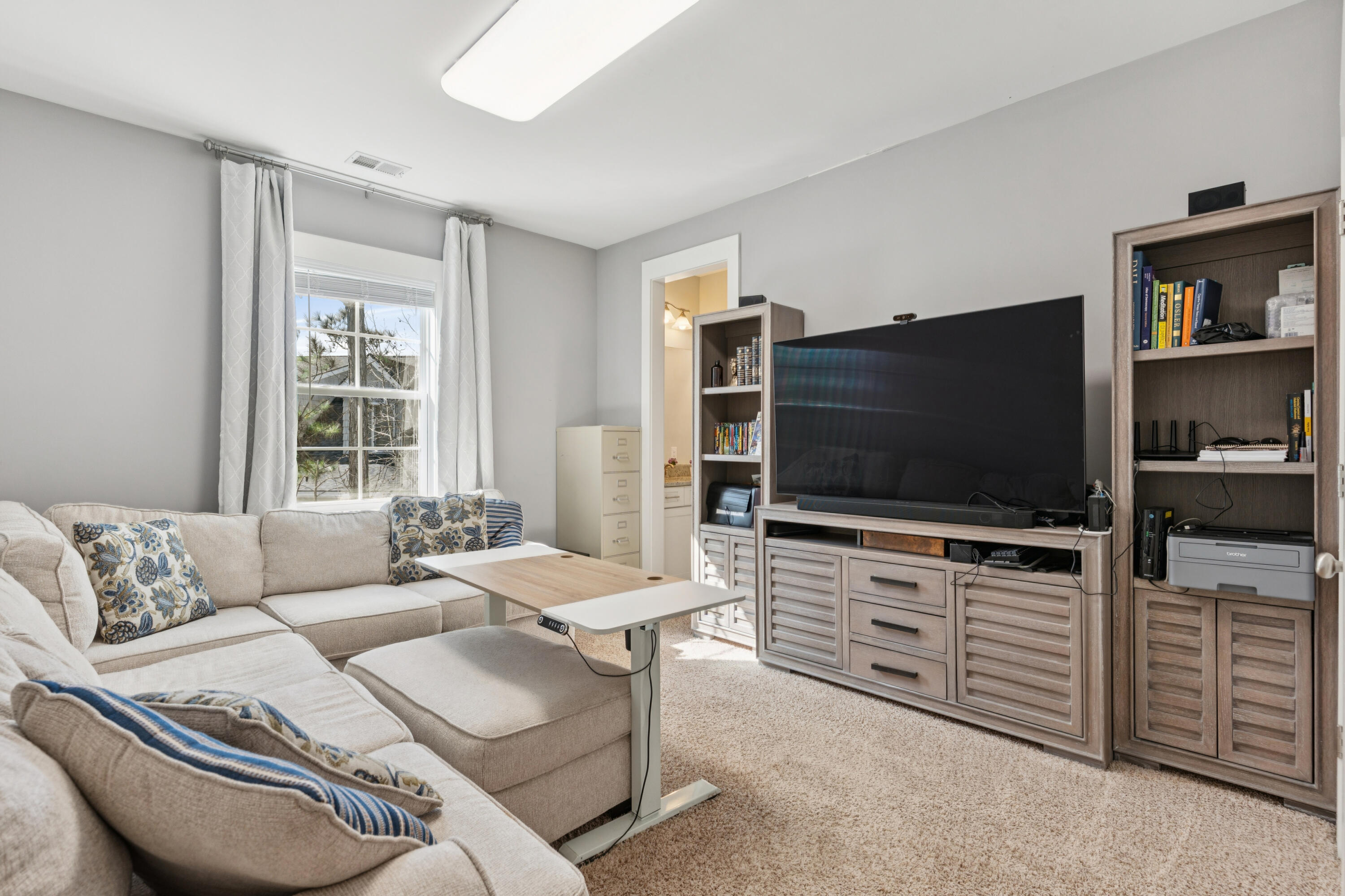 1851 Delacourt Avenue Mount Pleasant, SC 29466 - Photo 23 of 35 1851DelacourtAve-KeenEyeMarketing-045