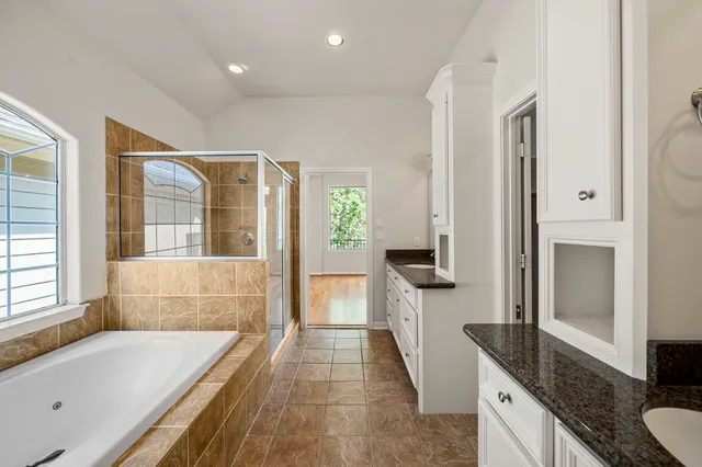 $2,950 | 1726 Stacy Falls, Houston, TX 77008