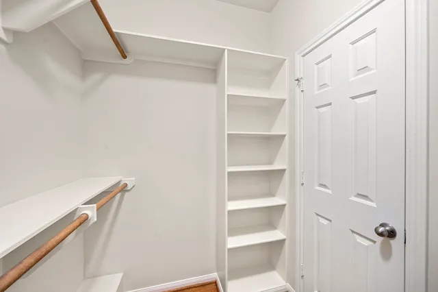 $2,950 | 1726 Stacy Falls, Houston, TX 77008