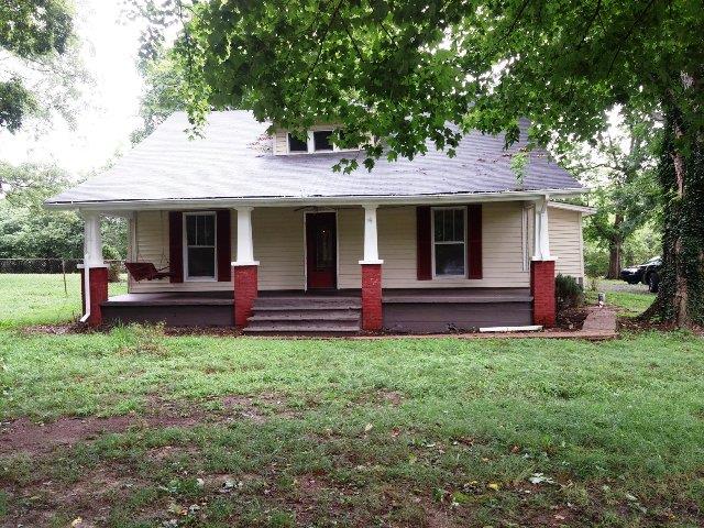1111 Wakeman Road White Bluff, TN 37187 - Photo 3 of 10 Gallery Image 3