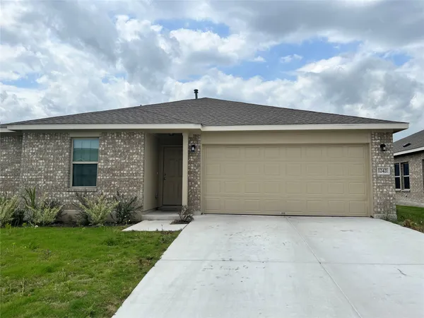 $1,845 | 12421 Ostrich Trail, Manor, TX 78653