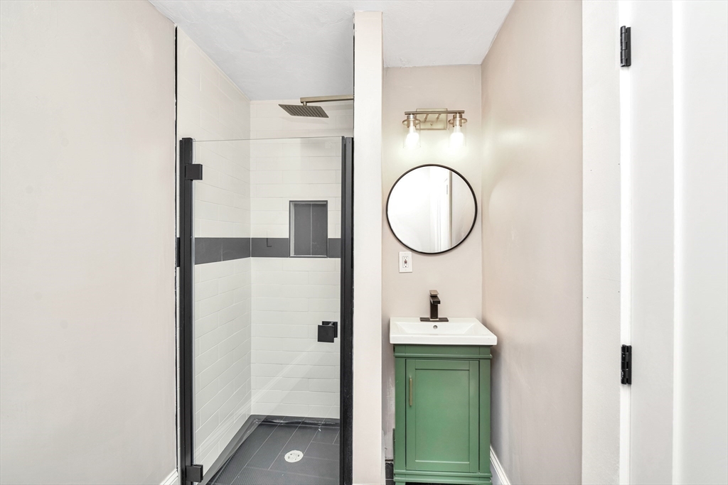 16 Carson Street, Unit 1 Boston, MA 02125 - Photo 3 of 7