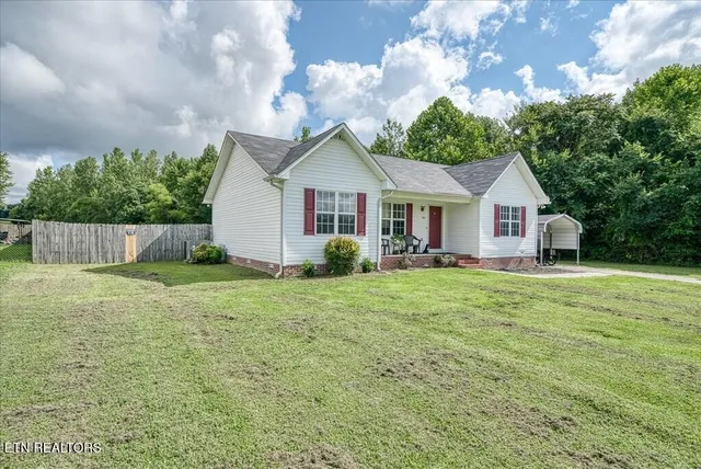 $285,000 | 6775 Thomas Twin Oak Road, Baxter, TN 38544
