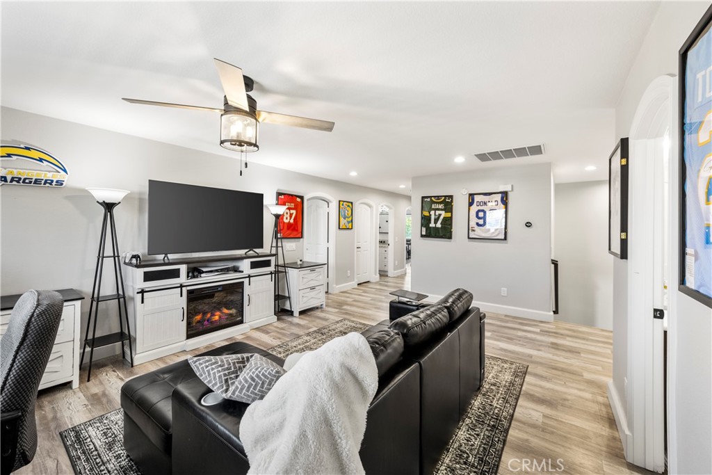 249 Encore Way Corona, CA 92879 - Photo 35 of 50