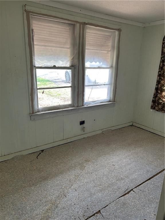 355 Whitfield Drive Dallas, GA 30132 - Photo 13 of 18 an empty room with a window