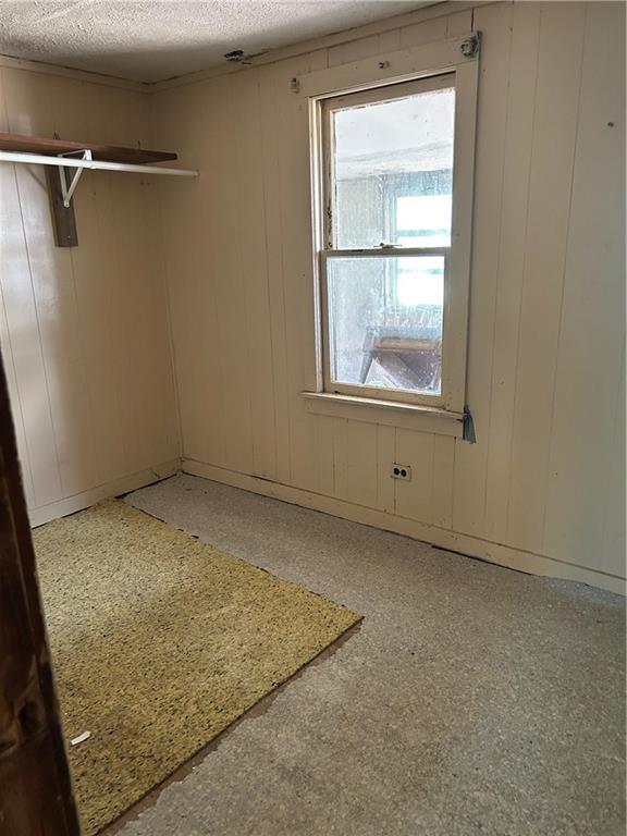 355 Whitfield Drive Dallas, GA 30132 - Photo 15 of 18 an empty room with a window