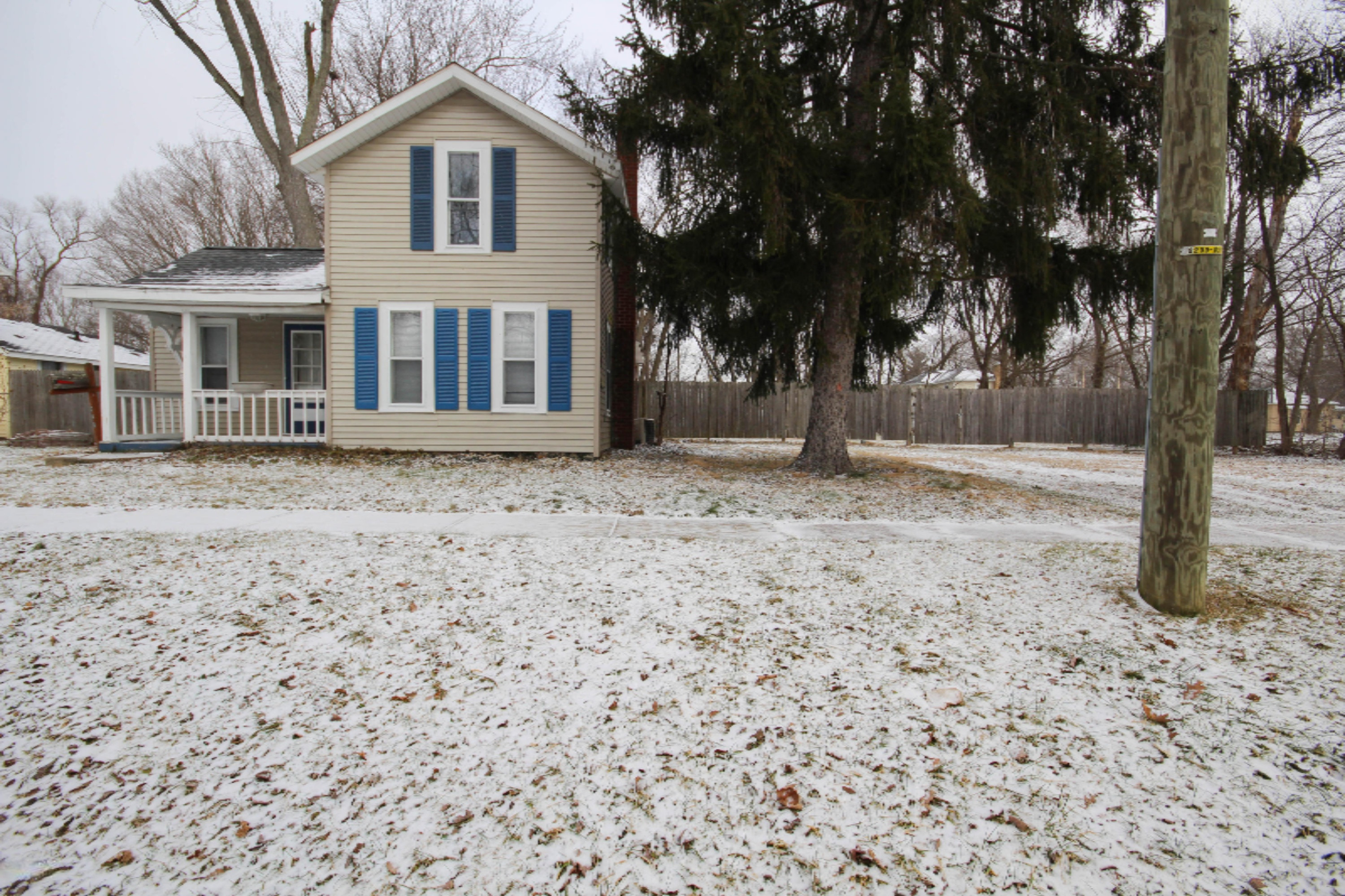 240 5th Avenue Three Rivers, MI 49093 - Photo 3 of 31 untitled (2 of 30)
