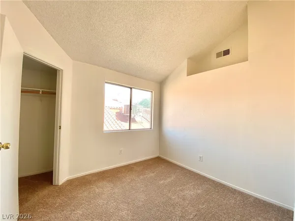 $399,000 | 2655 Par 4 Lane, Las Vegas, NV 89142