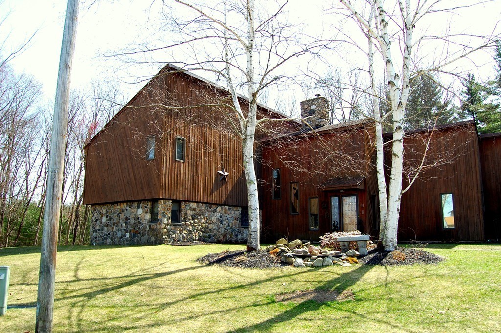 84 Cardinal Circle Ludlow, MA 01056 - Photo 1 of 30 Gallery Image 1