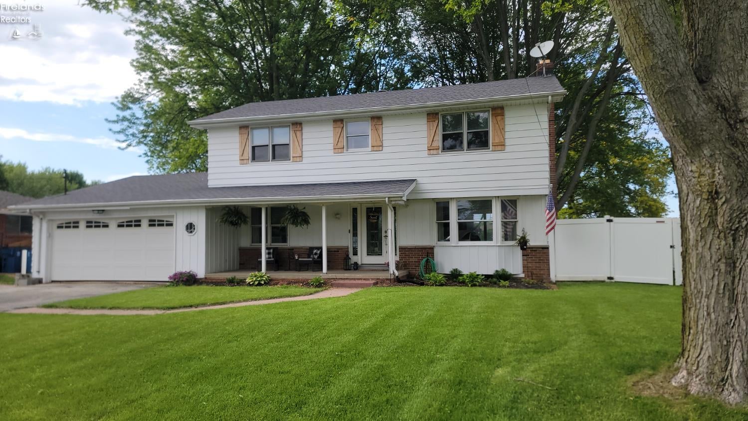 4253 Pickle Road Oregon, OH 43616 - Photo 5 of 64 Gallery Image 5