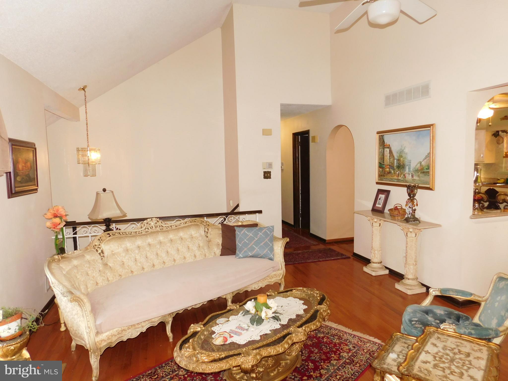 830 Hopewell Road Marlton, NJ 08053 - Photo 6 of 42 Living room with vaulted ceiling