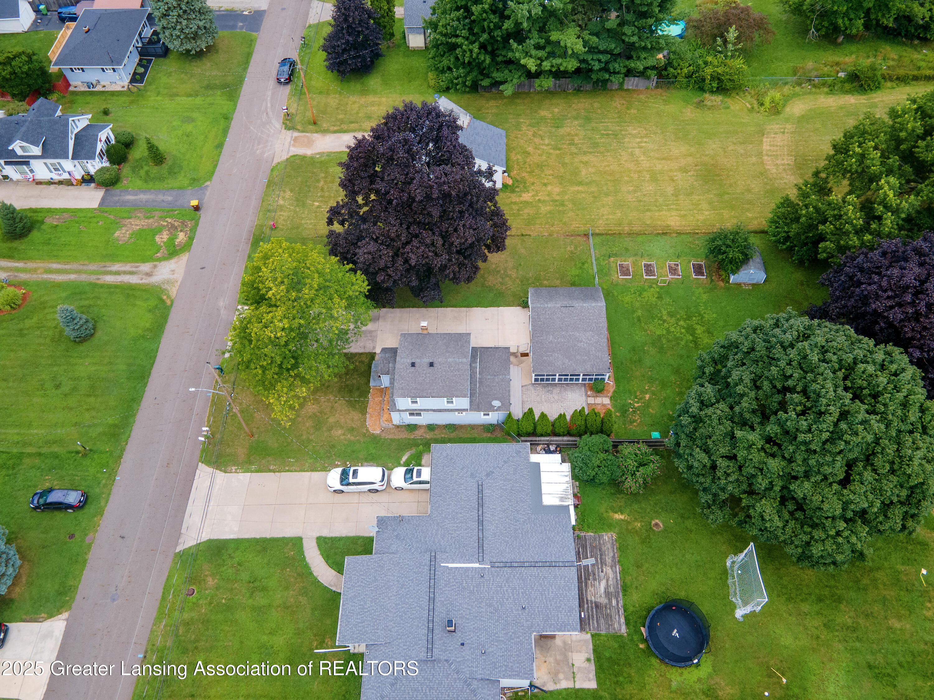 605 Clement Road Lansing, MI 48917 - Photo 45 of 51 AKP-3 (4)