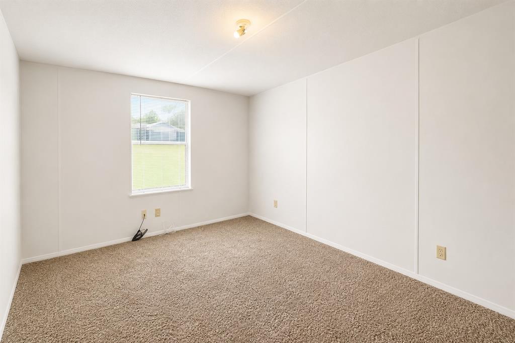 398 Avenue D Point, TX 75472 - Photo 9 of 11