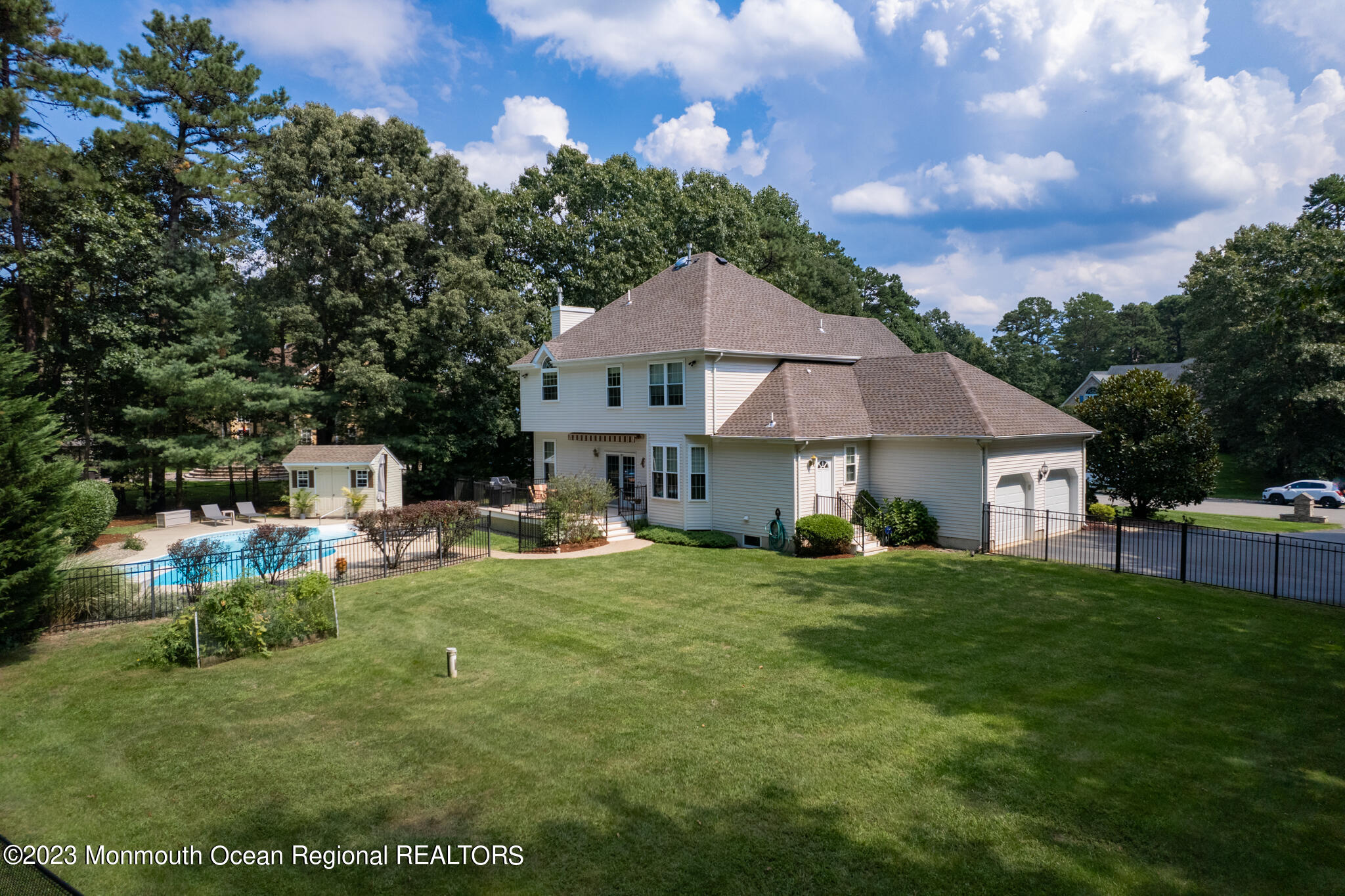 68 Erin Drive Jackson, NJ 08527 - Photo 32 of 40 68 Erin-41