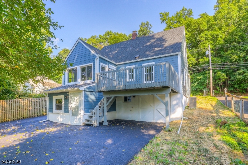 383 Long Hill Road Gillette, NJ 07933 - Photo 4 of 26 Gallery Image 4
