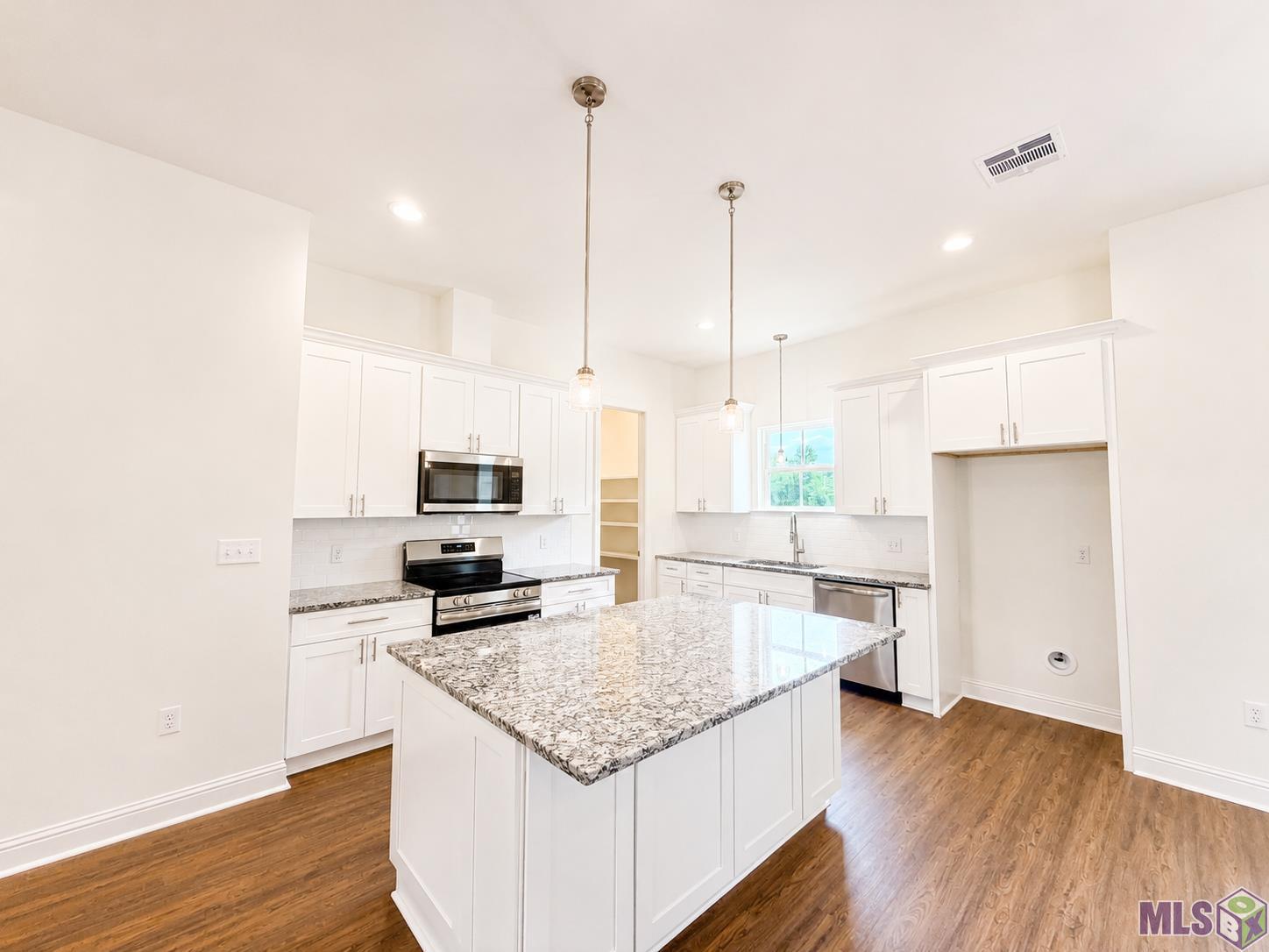 31531 Dunn Road Denham Springs, LA 70726 - Photo 7 of 24