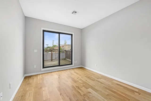 $1,600,000 | 295 Broadway, Bayonne, NJ 07002