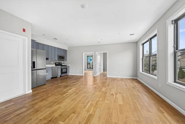 $1,600,000 | 295 Broadway, Bayonne, NJ 07002