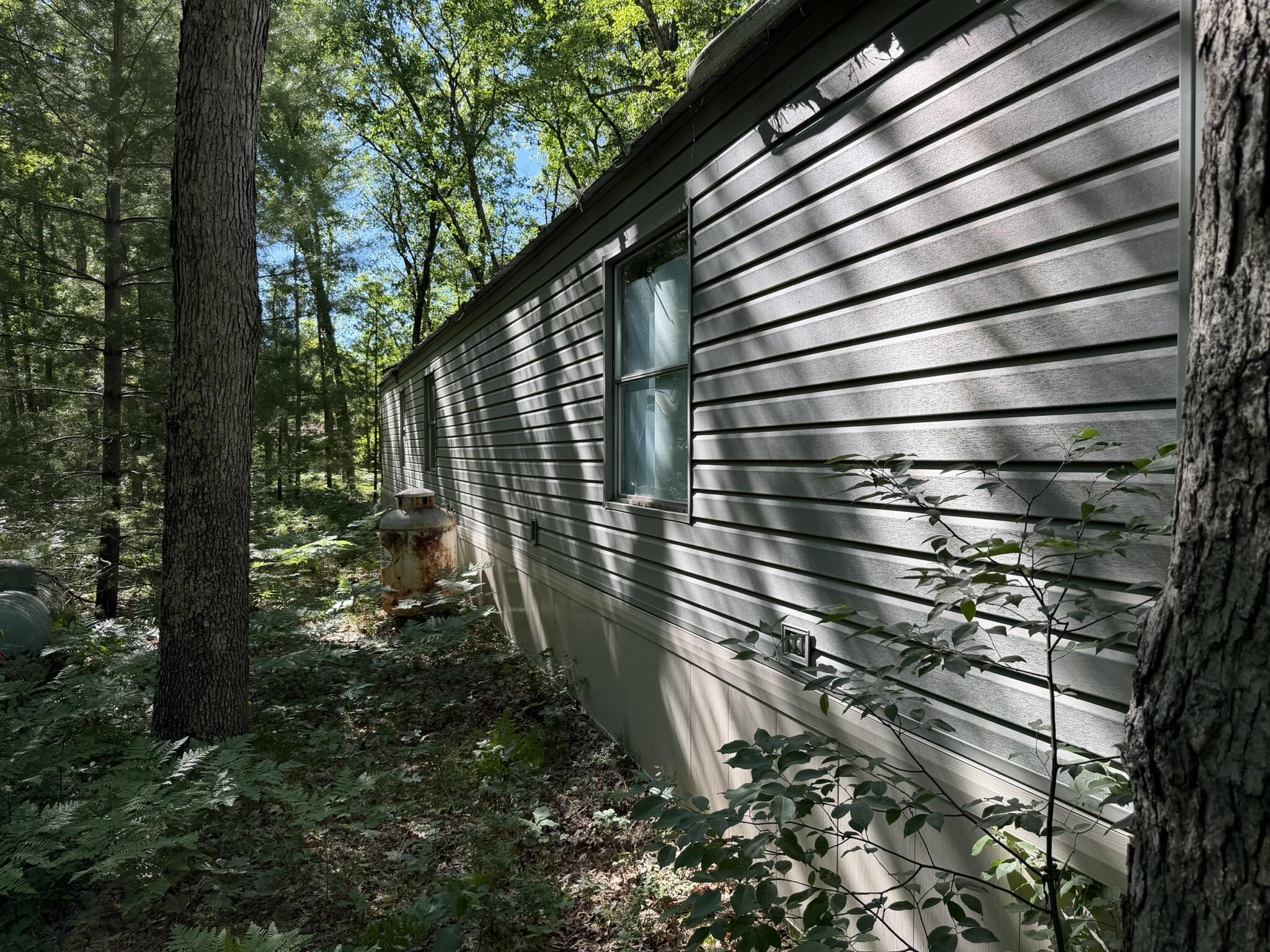 7363 Riverside Drive Manistee, MI 49660 - Photo 2 of 29 Southside House