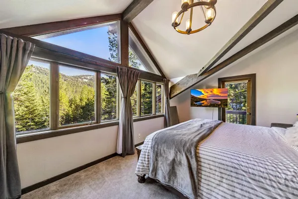 $964,000 | 227 Olympic Vly Road, Unit 24, Olympic Valley, CA 96146