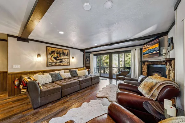 $964,000 | 227 Olympic Vly Road, Unit 24, Olympic Valley, CA 96146