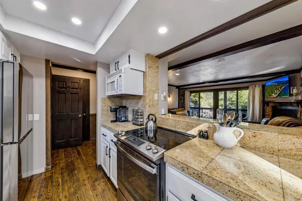 $964,000 | 227 Olympic Vly Road, Unit 24, Olympic Valley, CA 96146