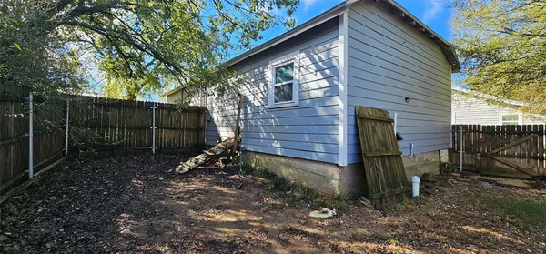 $175,000 | 508 Gathings Avenue, Covington, TX 76636