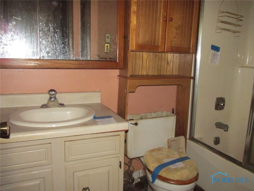 670 South Bradner Road Port Clinton, OH 43452 - Photo 12 of 16 Gallery Image 12