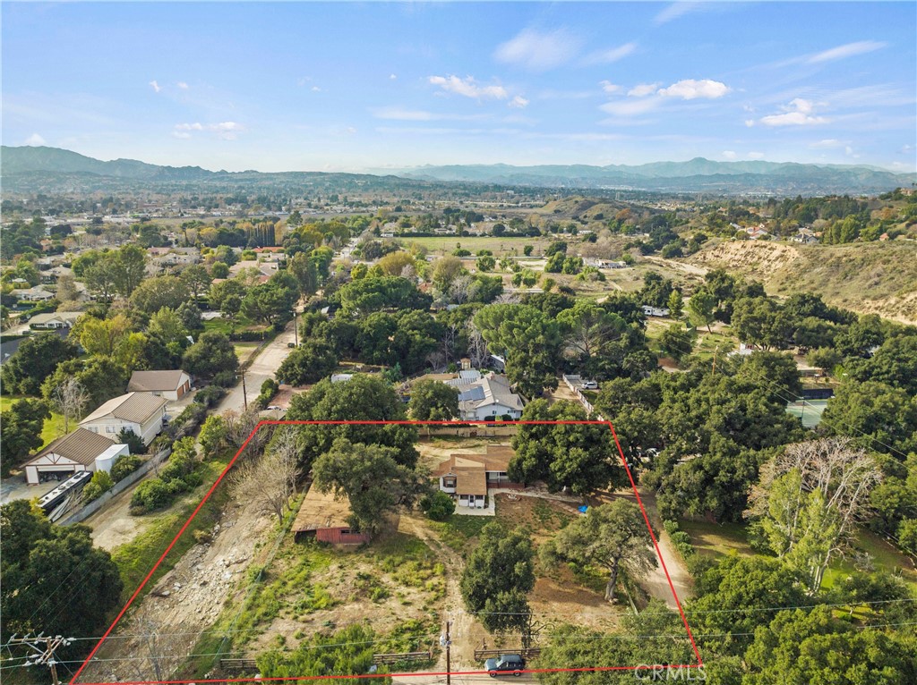 24811 Meadview Avenue Newhall, CA 91321 - Photo 66 of 73