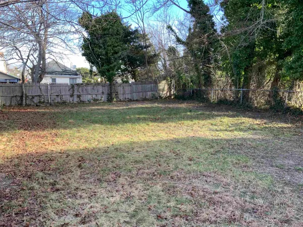 $2,050 | 42 East Greenfield Avenue, Pleasantville, NJ 08232